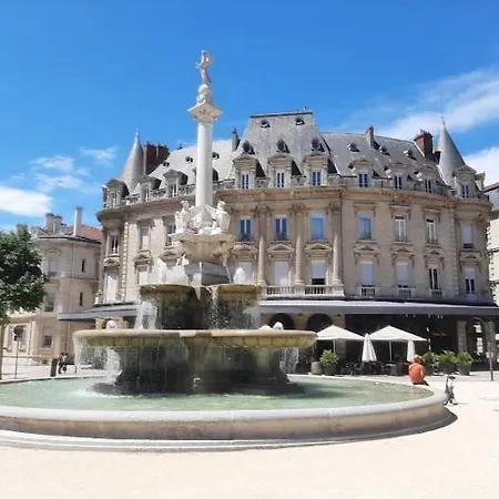 Hyper Centre De - N22 Appartement Valence (Drome)